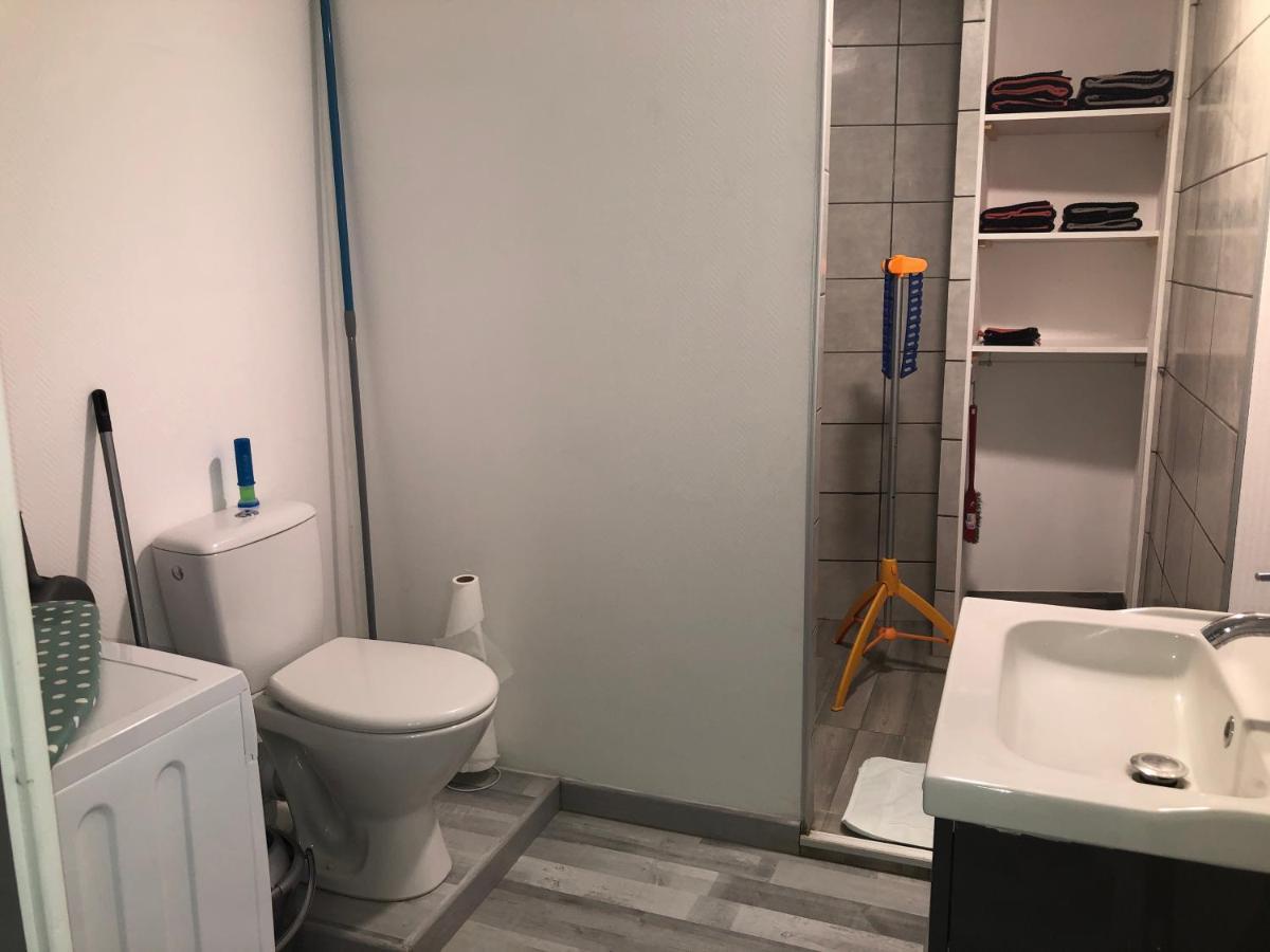 Gite Zen Pres Thermes De Jonzac Bois Luaran gambar