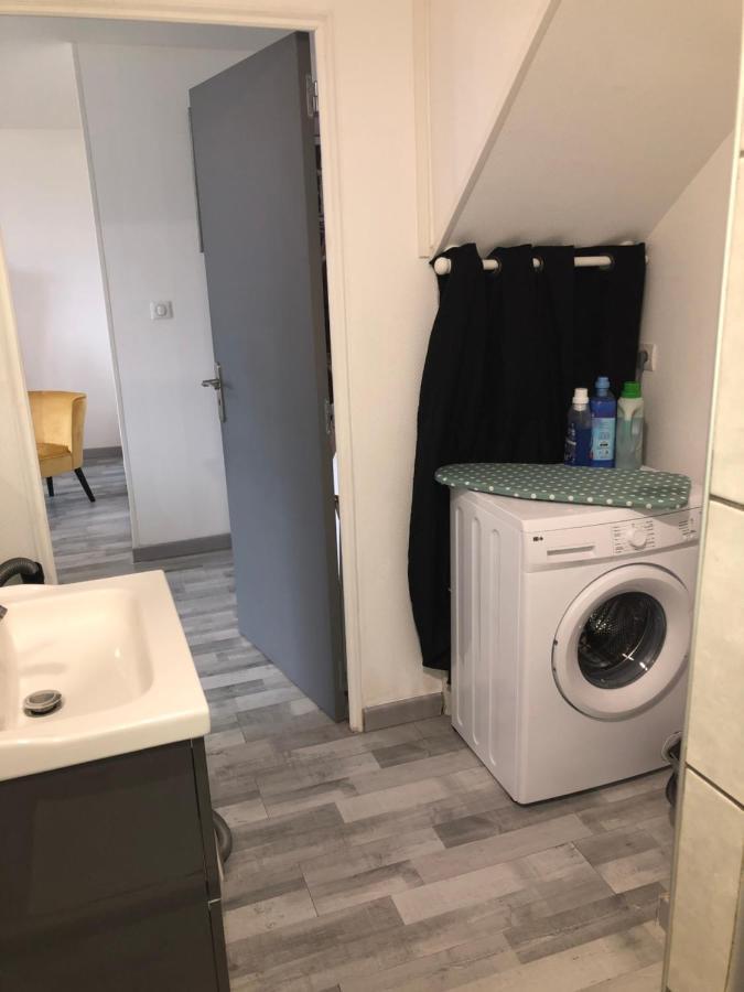 Gite Zen Pres Thermes De Jonzac Bois Luaran gambar